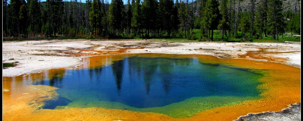 Emerald Pool,  Yellowstone National Park, Wyoming